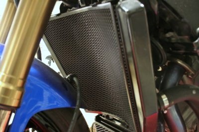 Ochranná mřížka chladiče - Suzuki GSX-R1000 K9, černá